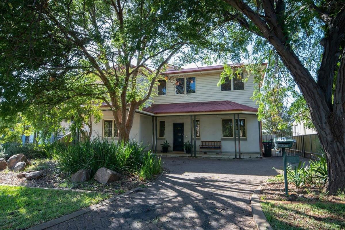 Tranquil Taylor - Two-Storey Cbd Family Home, Bbq Dubbo Exterior photo