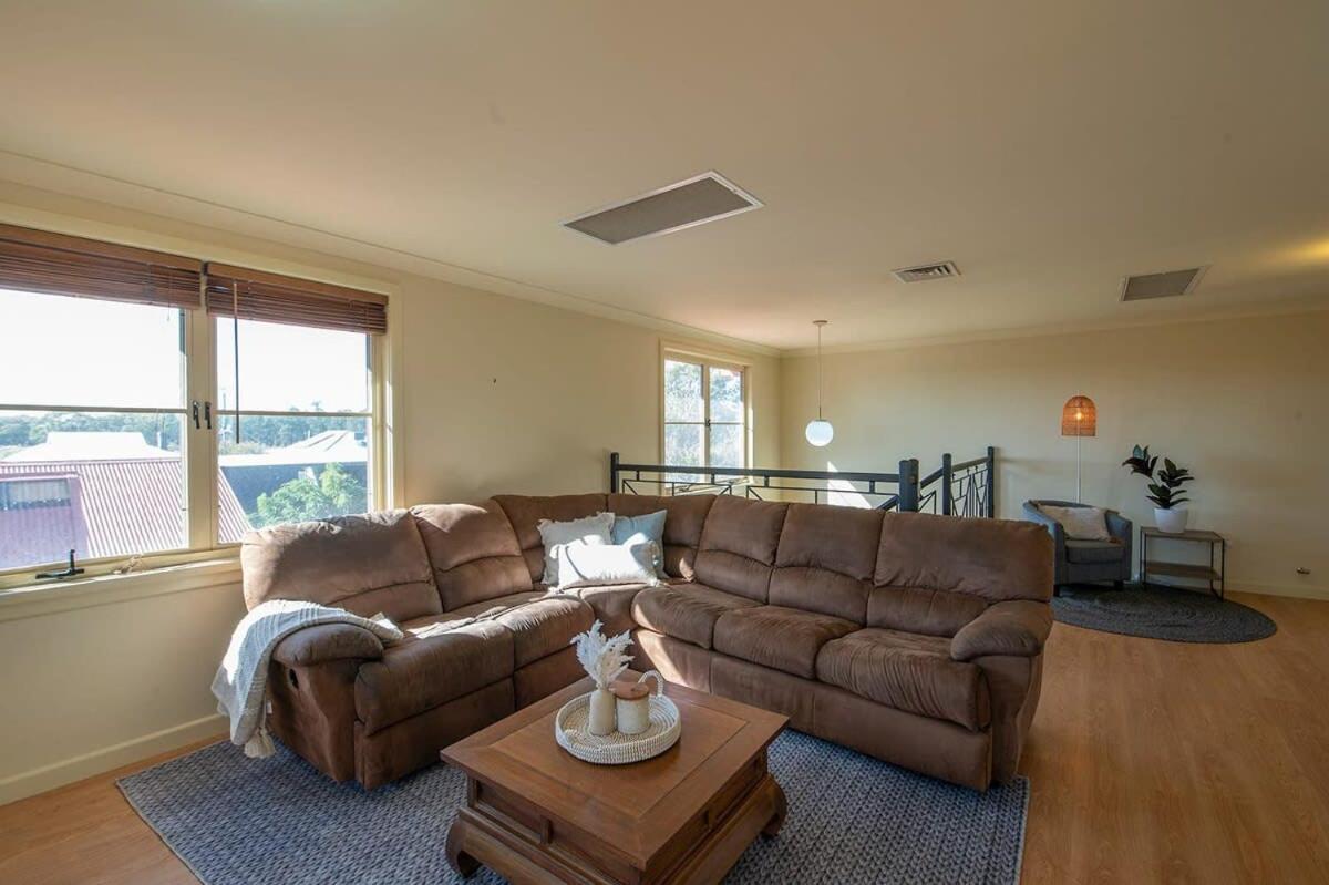 Tranquil Taylor - Two-Storey Cbd Family Home, Bbq Dubbo Exterior photo